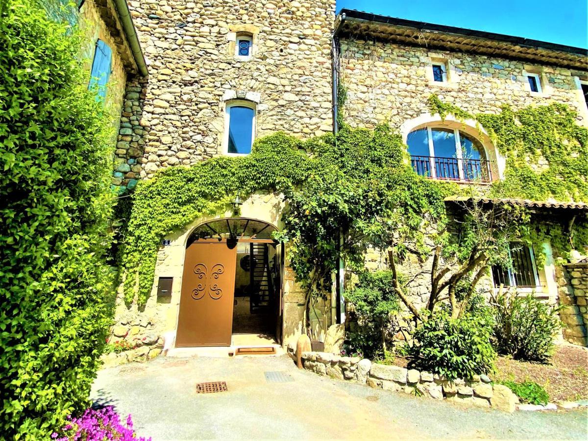 Gite De Groupe 9Ch Ou 3 Gites Independants De 3Ch - Patio Et Piscine Interieure Chauffee Toute L'Annee Vallon-Pont-dʼArc Exteriör bild