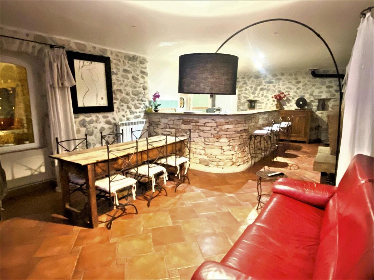 Gite De Groupe 9Ch Ou 3 Gites Independants De 3Ch - Patio Et Piscine Interieure Chauffee Toute L'Annee Vallon-Pont-dʼArc Exteriör bild