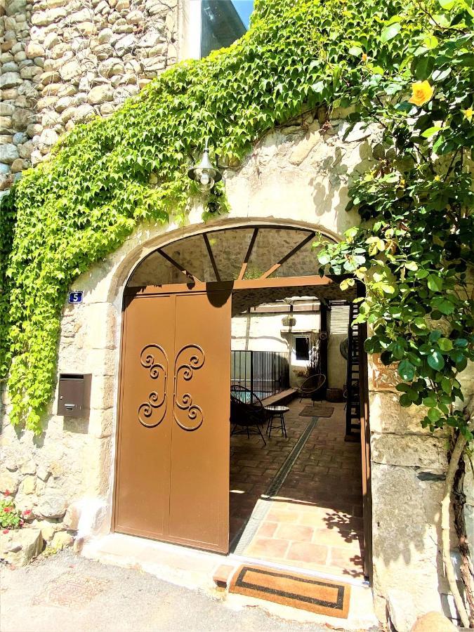 Gite De Groupe 9Ch Ou 3 Gites Independants De 3Ch - Patio Et Piscine Interieure Chauffee Toute L'Annee Vallon-Pont-dʼArc Exteriör bild