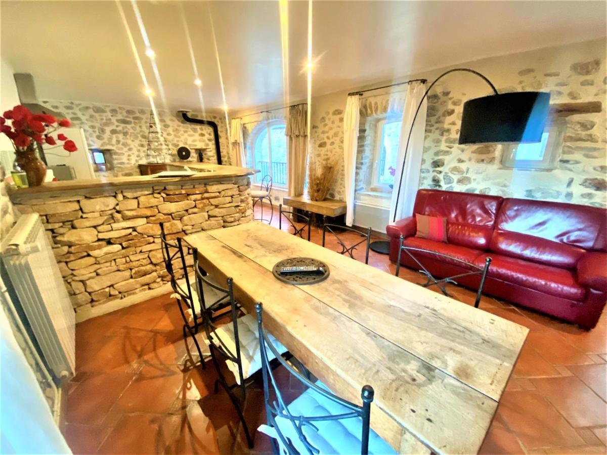 Gite De Groupe 9Ch Ou 3 Gites Independants De 3Ch - Patio Et Piscine Interieure Chauffee Toute L'Annee Vallon-Pont-dʼArc Exteriör bild